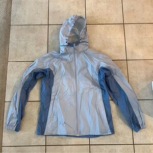 Columbia rain jacket size L